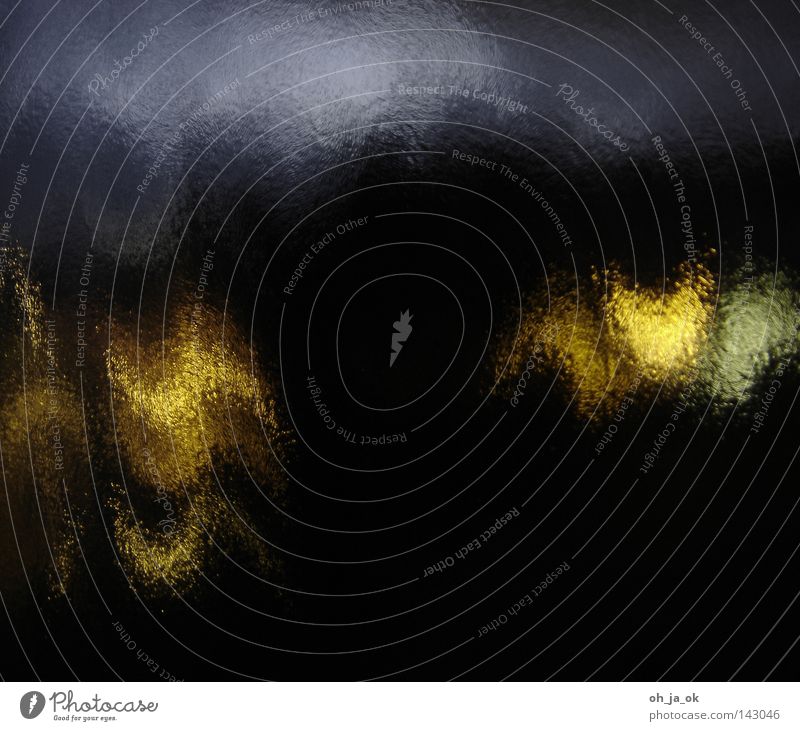 gespensterfenster Fenster Nacht Licht Farbenspiel grün blau gelb schwarz Reflexion & Spiegelung Muster Moiré-Effekt Geister u. Gespenster unheimlich Tanzen