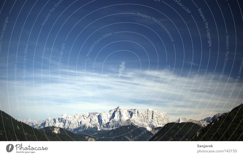 no amoi dö Zugspitz, göi Zugspitze hoch aufwärts Hochgebirge Berge u. Gebirge Bergsteigen wandern Wolken Cirrus Altokumulus floccus Kumulunimbus Stein Felsen