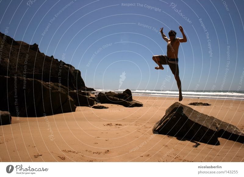 the Gap between Thinking and Feeling Strand Meer Mann schwarz Erholung Körperhaltung Aktion Statue Portugal Alentejo springen Erfolg seaside Sand Himmel boy