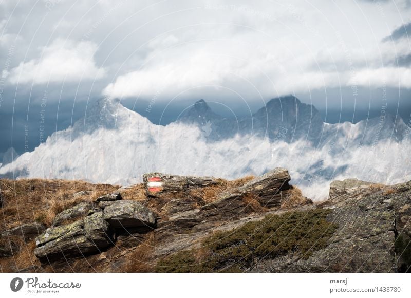 Kalt-Warm Ferien & Urlaub & Reisen Tourismus Ausflug Ferne Freiheit Berge u. Gebirge wandern Natur Gewitterwolken Herbst schlechtes Wetter Alpen Dachstein