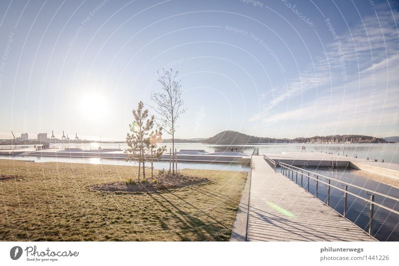 Eisbaden Wellness Ausflug Landschaft Wasser Schönes Wetter Park Wiese Küste Seeufer Strand Bucht Fjord Hafenstadt Schwimmbad Spielplatz Terrasse atmen entdecken