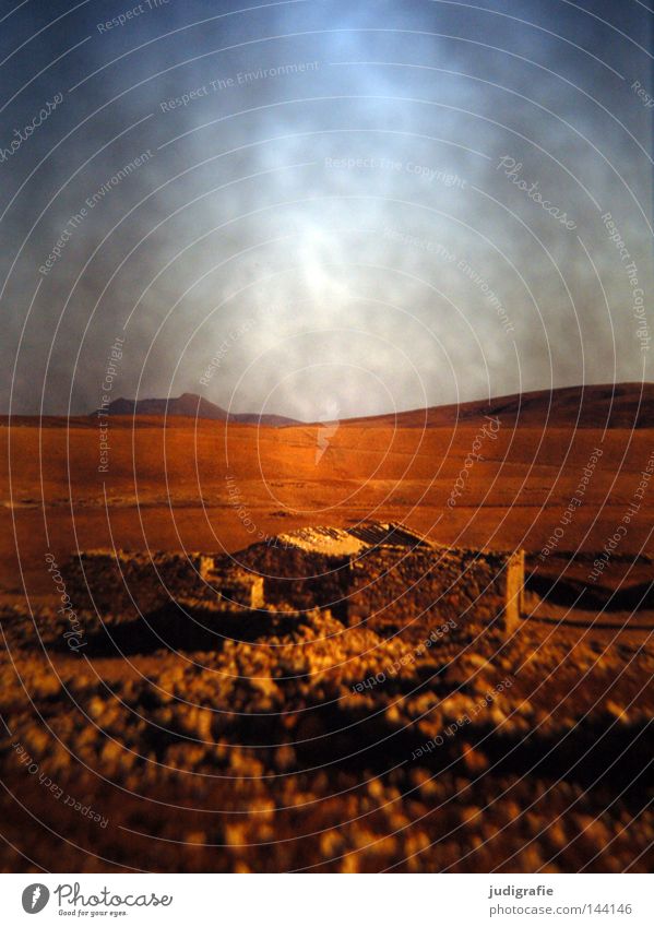 Rücksicht/Durchsicht Dia Experiment Licht Bauernhof Hof trocken Dürre Wüste Stein Geröll Himmel Vulkaninsel Sand Fuerteventura verfallen Farbe Berge u. Gebirge