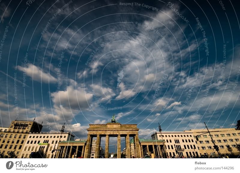 Yes it's Berlin! Stadt Brandenburger Tor Stadtzentrum Pariser Platz Unter den Linden Attraktion Tourist Kunst Wahrzeichen Berlin-Mitte Osten Denkmal