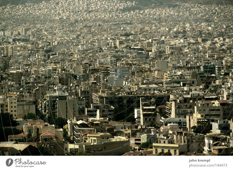 noch mol moloch Haus Hochhaus Stadt Athen Griechenland blau modern Verkehrswege einstürzende neubauten Skyline großstadtdschungel Moloch Unendlichkeit viele