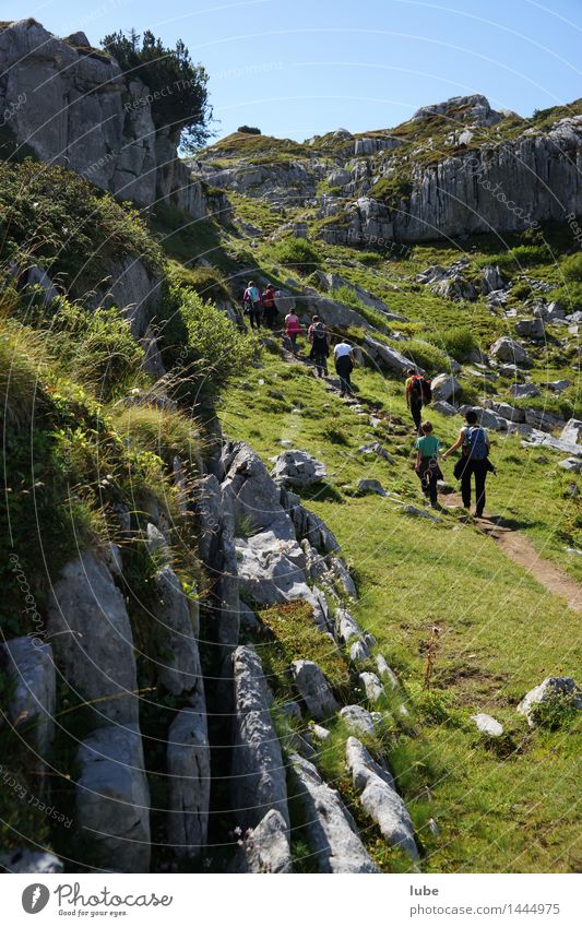 Wandertag Ferien & Urlaub & Reisen Tourismus Ausflug Ferne Freiheit Sommer Sommerurlaub Sonne Berge u. Gebirge wandern Umwelt Natur Landschaft Klima