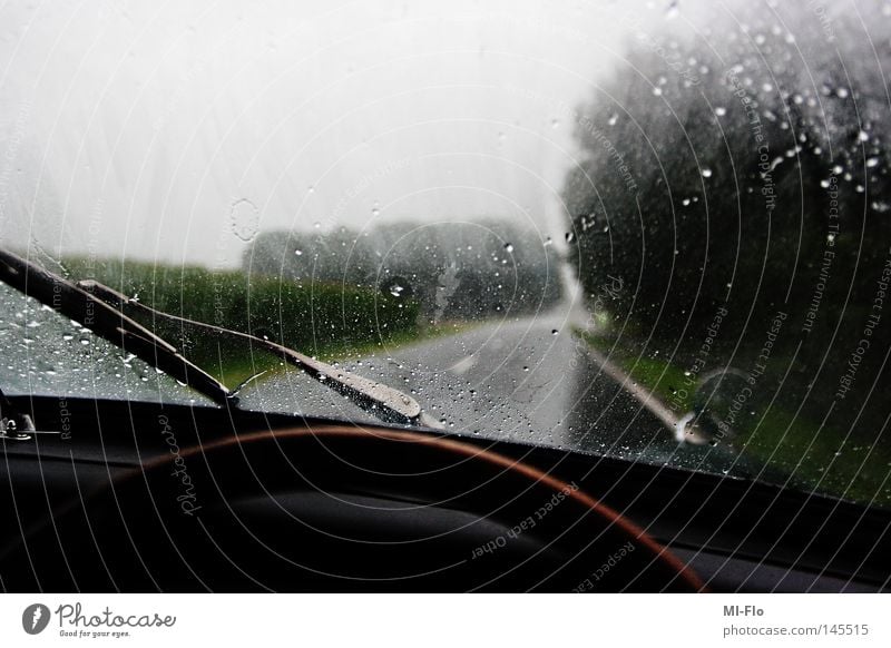 behindthewheel Phantom Landstraße Regen Wege & Pfade dunkel Gewitter Brennpunkt selbst logh