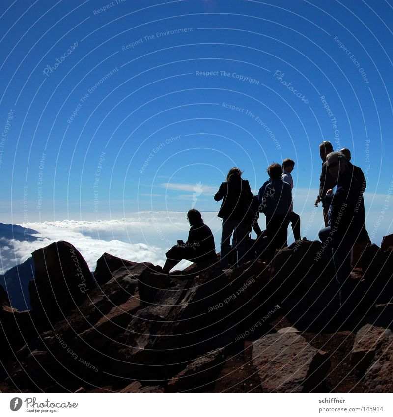 Gipfelstürmer Roque de Los Muchachos La Palma Kanaren Berge u. Gebirge Bergkamm Felsen Stein Vulkan vulkanisch bizarr Passatwolken Wolken Aussicht Himmel