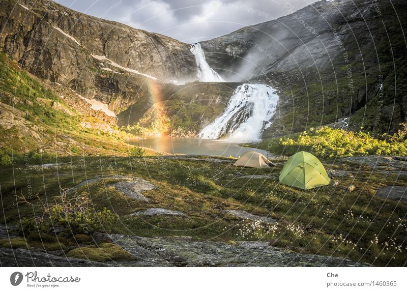 Kategorie 1a wandern Glück demütig Lagerplatz Regenbogen perfekt Wasserfall harmonisch wunschlos Camping unberührt Natur Einsamkeit episch Sommersonnenwende