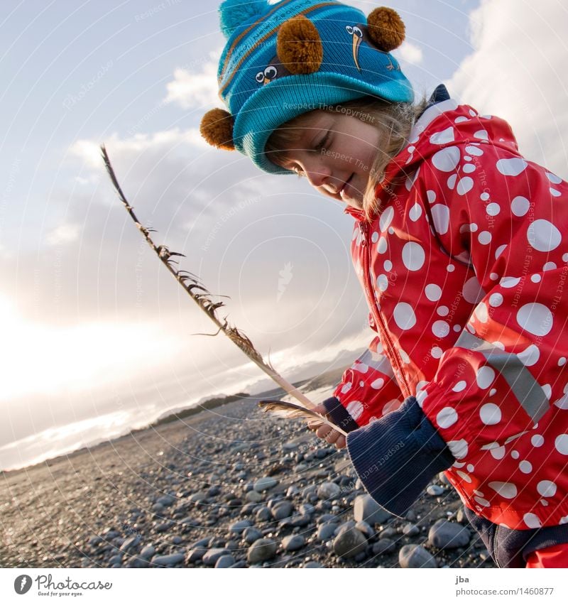 stolze Finderin - Alaska 01 Leben Zufriedenheit Freizeit & Hobby Ferien & Urlaub & Reisen Ausflug Ferne Strand Meer Kindererziehung lernen feminin Mädchen