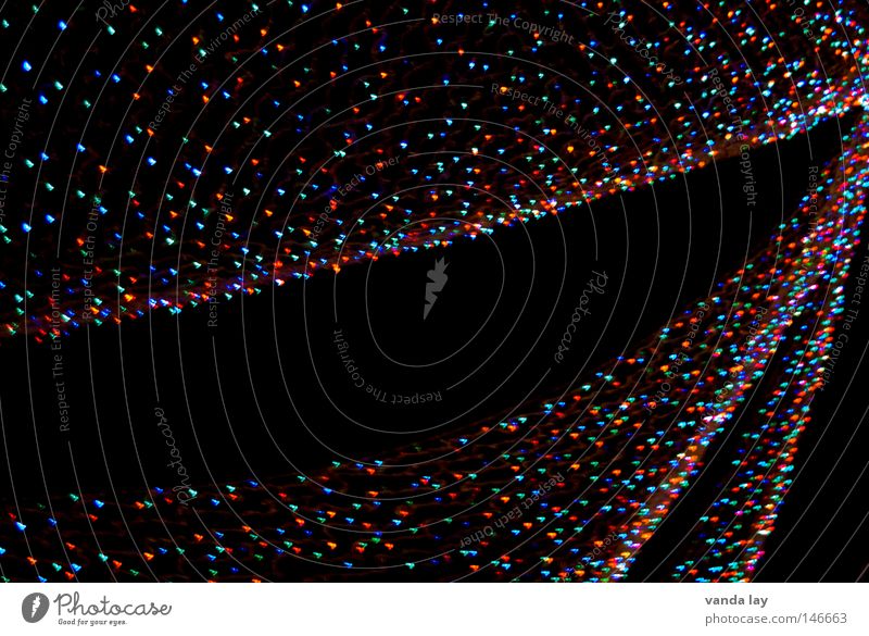 Pünktchen Punkt mehrfarbig schwarz Hintergrundbild Zelt Lichterkette Kunst Kultur obskur dots Riss Loch Weltall Stern (Symbol)