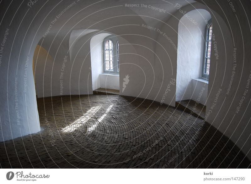 Rundetaarn Kopenhagen Gebäude Spirale aufsteigen abwärts rund Kunst Raum Licht Bauwerk historisch Europa Wahrzeichen Denkmal rundetaarn round tower runder turm