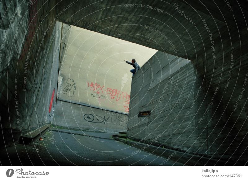 BLN08_auf der mauer auf der lauer Mann Silhouette Dieb Krimineller Rampe Laderampe Fußgänger Streifen Schacht Tunnel Untergrund Ausbruch Muster Flucht umfallen