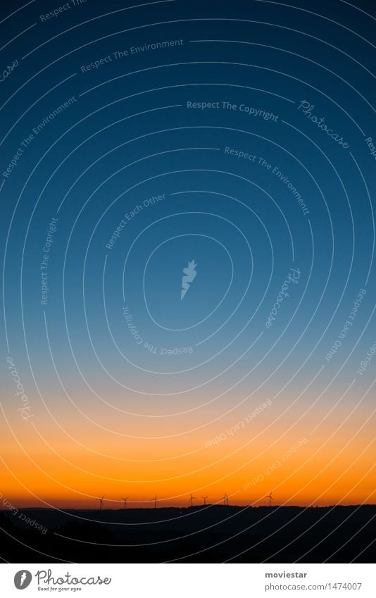 Morgenfrische Energiewirtschaft Windkraftanlage Umwelt Natur Landschaft Urelemente Erde Luft Himmel Wolkenloser Himmel Horizont Sonnenaufgang Sonnenuntergang