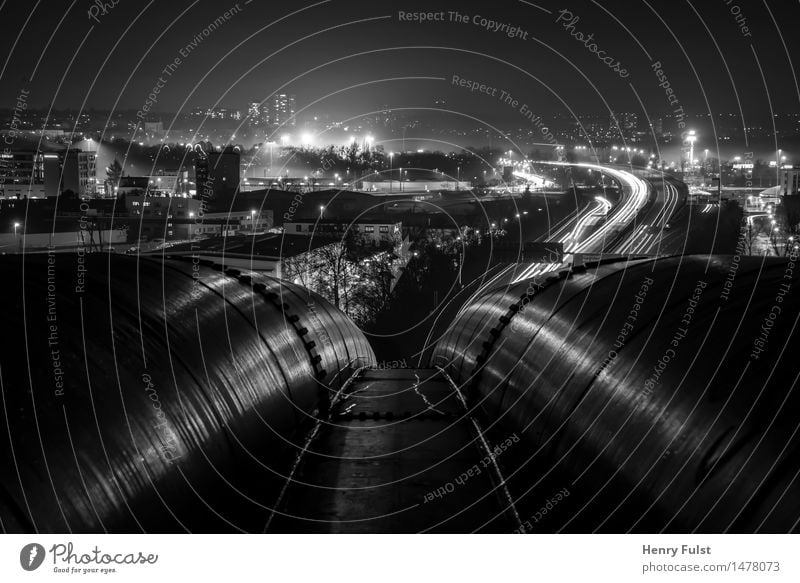 on top of a bridge Offenbach Stadtrand Skyline Brücke Verkehr Verkehrswege Straßenverkehr Autobahn Unendlichkeit nachts Nacht autobahnbrücke Autobrücke