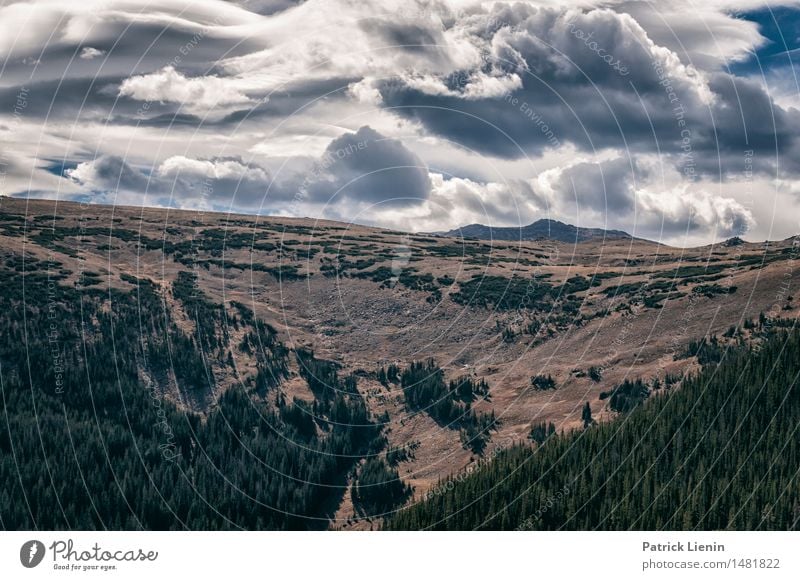 Wolken treffen Berge Ferien & Urlaub & Reisen Abenteuer Berge u. Gebirge Umwelt Natur Landschaft Himmel Klima Klimawandel Wetter Park Wald Felsen See Fernweh