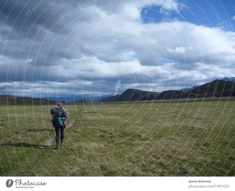 wandering around in Patagonia Ferien & Urlaub & Reisen Abenteuer Ferne Freiheit Expedition Camping Berge u. Gebirge Sport wandern Mensch Natur Landschaft