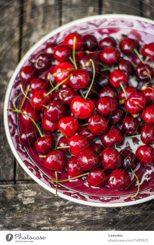 Kirschteller Frucht Ernährung Teller Garten Park Essen braun rot schwarz Stimmung Dienstleistungsgewerbe lecker Dessert Kirsche Foodfotografie süß Natur