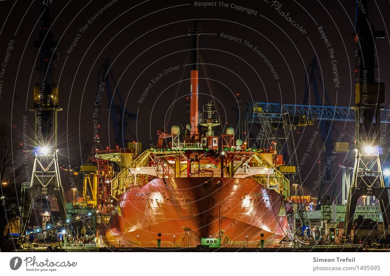 Hamburger Treiben Ferien & Urlaub & Reisen Tourismus Nachtleben Baustelle Schiffswerft Technik & Technologie Industrie Hafenstadt Werftkran Schifffahrt