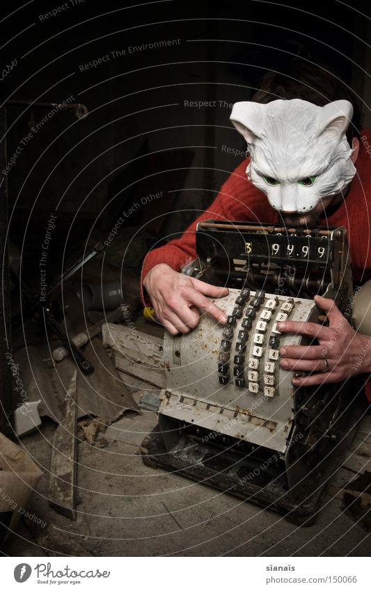 kaufen kaufen kaufen Freude Geld Kapitalwirtschaft Hand Tier Maske Katze geizig Gier betrügen Übermut Verfall Kasse Kapitalismus antik Schrott rechnen