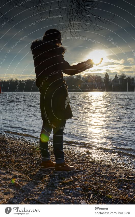 Sonnenkind elegant Stil Ferien & Urlaub & Reisen Ausflug Freiheit Mensch feminin Junge Frau Jugendliche Körper 1 Umwelt Landschaft Wasser Himmel Sonnenaufgang