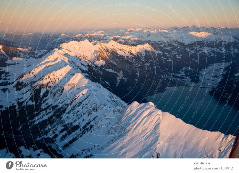 Brienzer Rothorn fliegen Luftaufnahme Alpen Berge u. Gebirge Luftverkehr allgäuhorn rothorn flugaufnahme meiringen tannhorn