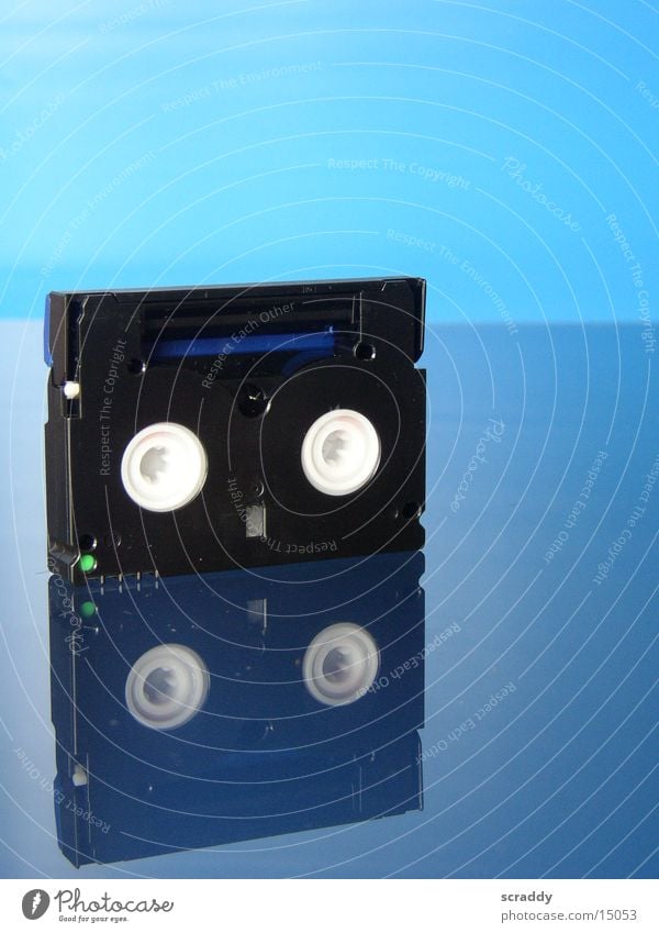 Mini DV Video Videokassette Reflexion & Spiegelung Entertainment blau Musikkassette