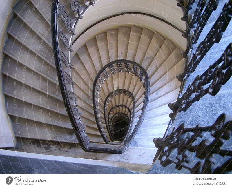 Wendeltreppe Treppenhaus Haus Etage Architektur Geländer