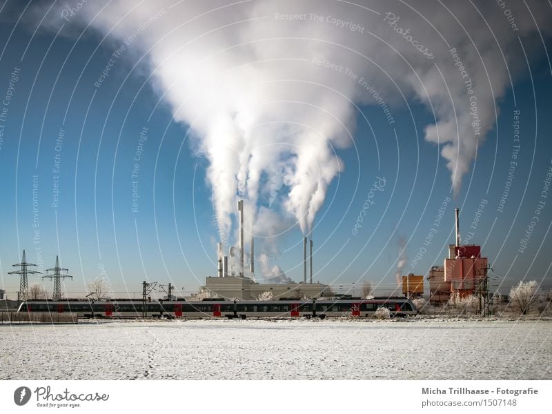 Volldampf Winter Industrie Energiewirtschaft Unternehmen Erneuerbare Energie Architektur Umwelt Himmel Wolken Schönes Wetter Schnee Industrieanlage Fabrik