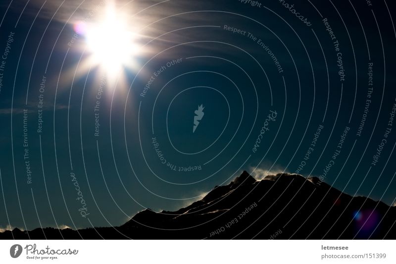 Schneeverwehung Berge u. Gebirge Sonne Wind Sturm Schneewehe blau Landschaft Gegenlicht