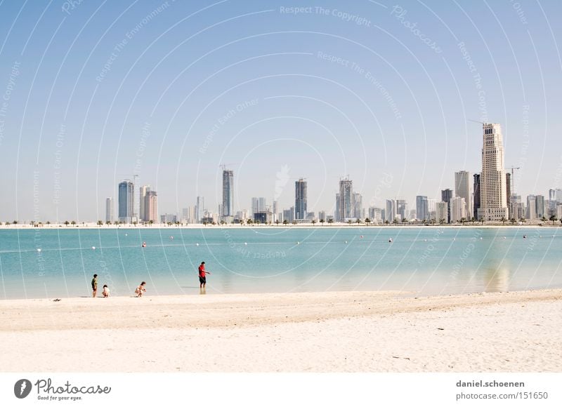 Metropolis 4 Dubai Hochhaus Tourismus Ferien & Urlaub & Reisen Reisefotografie Architektur Gebäude Baustelle Skyline Strand Sand Küste Panorama (Aussicht) boom