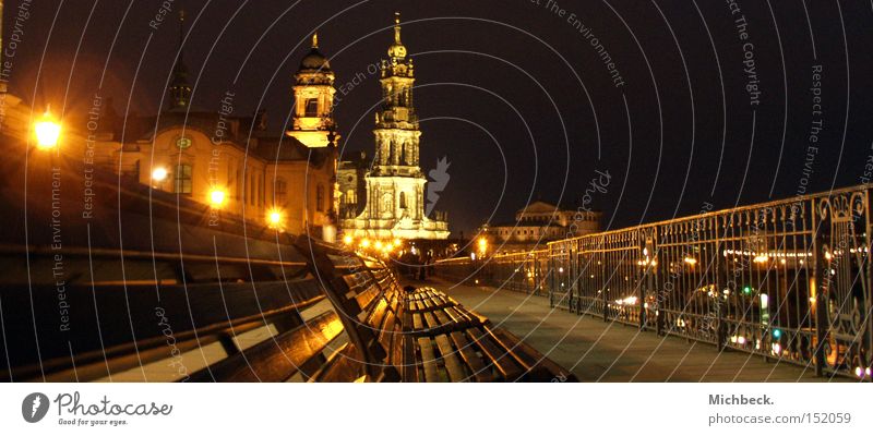 Brühlsche Terasse in Dresden Burg oder Schloss Bank Brühlsche Terrasse Geländer Sitzgelegenheit Außenaufnahme historisch Architektur