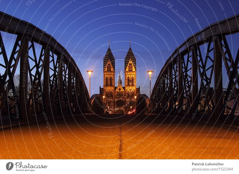 Wiwilibrücke Freiburg Sightseeing Städtereise Wolkenloser Himmel Nachthimmel Schönes Wetter Freiburg im Breisgau Deutschland Baden-Württemberg Europa Stadt