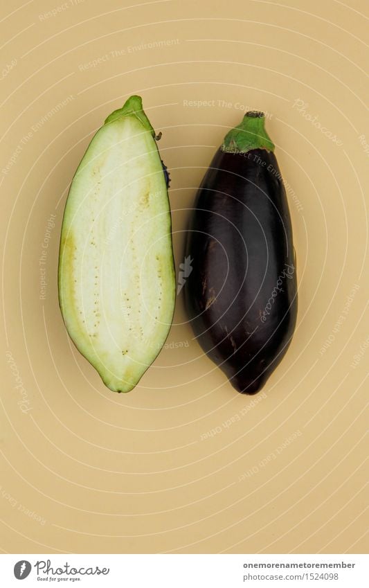 Aubergine... Zack! Kunst Kunstwerk ästhetisch Gemüse Gesunde Ernährung ökologisch Bioprodukte Hälfte Design beige Symmetrie Hülle 2 geschnitten Farbfoto