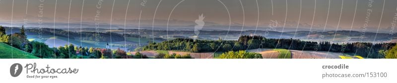 Alpenblick Panorama (Aussicht) Berge u. Gebirge Ferne Feld Bayern Kirche Dorf Baum Wald HDR groß Panorama (Bildformat)