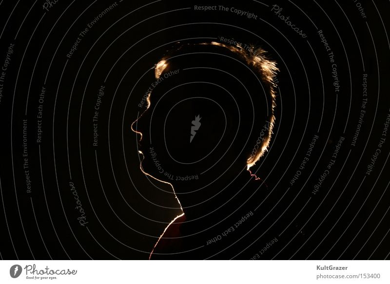 Schattenlicht schwarz Kopf Licht dunkel glänzend Silhouette Nacht Kunst Kunsthandwerk