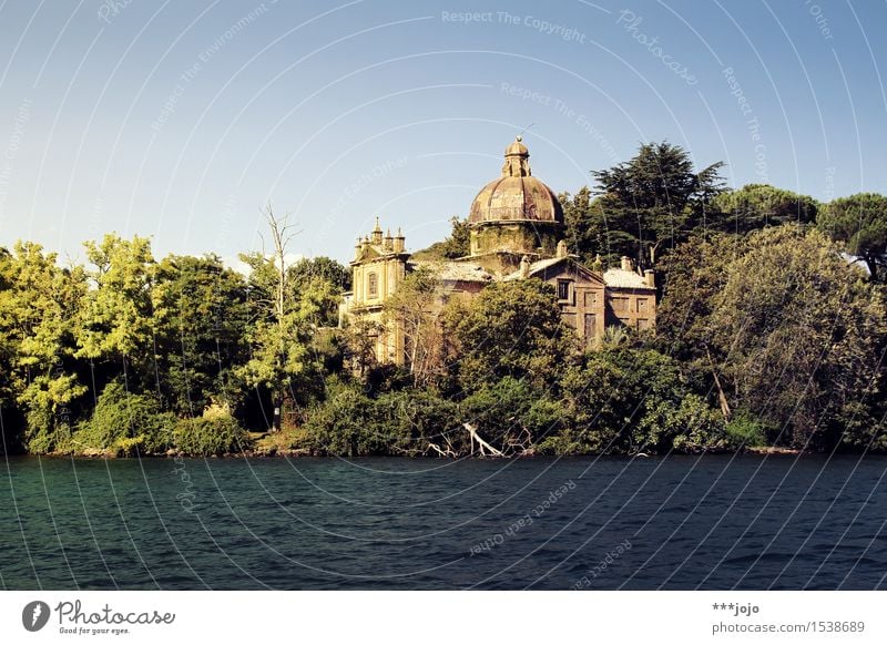 the ruins of photocase? Natur Landschaft Sommer Schönes Wetter Garten Park Wald Wellen Küste Seeufer Insel Isola Bisentina Lago di Bolsena Kirche Ruine Bauwerk