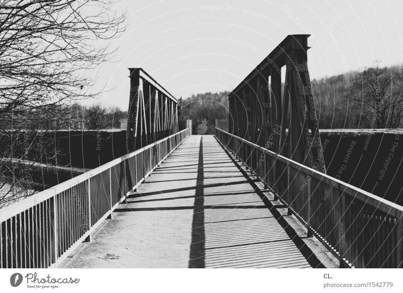 brücke Umwelt Natur Landschaft Wolkenloser Himmel Schönes Wetter Brücke Verkehrswege Wege & Pfade Brückengeländer Ziel Zukunft Ruhrgebiet Industrielandschaft