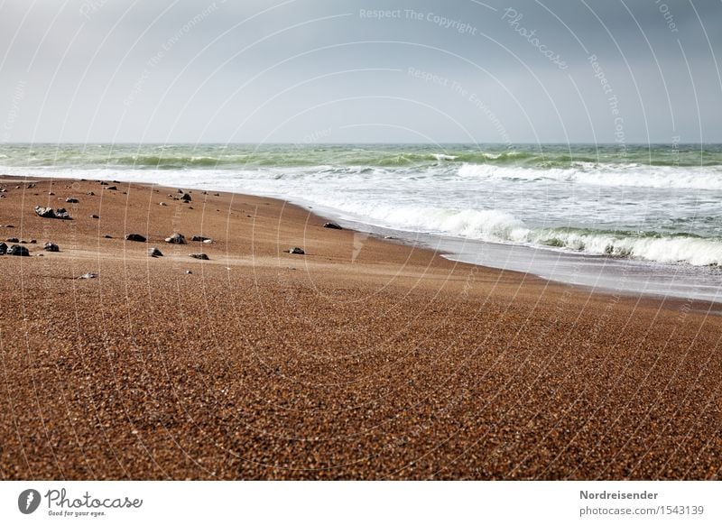 Nordsee Ferien & Urlaub & Reisen Tourismus Ausflug Ferne Freiheit Sommer Meer Wellen Urelemente Sand Luft Wasser Himmel Gewitterwolken schlechtes Wetter Regen