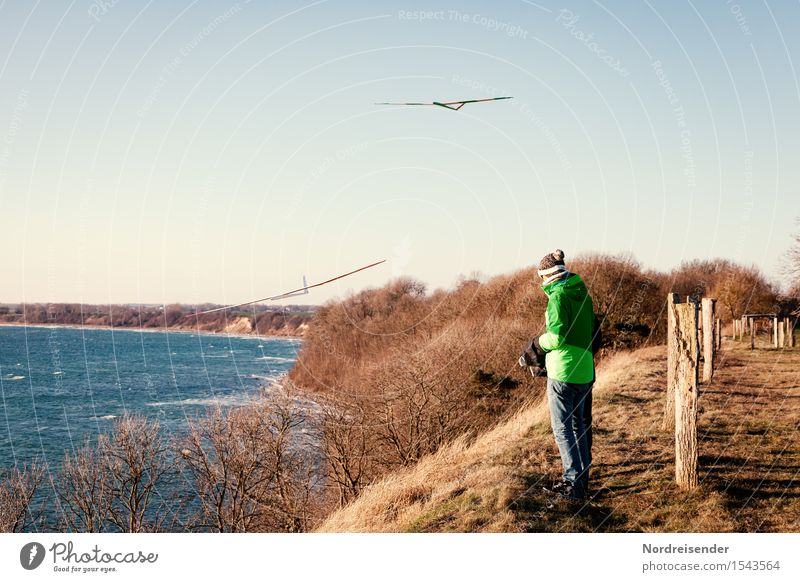 Hangsegeln Freizeit & Hobby Modellbau Technik & Technologie Luftverkehr Mensch 1 Wasser Wolkenloser Himmel Frühling Herbst Schönes Wetter Sträucher Wiese Küste