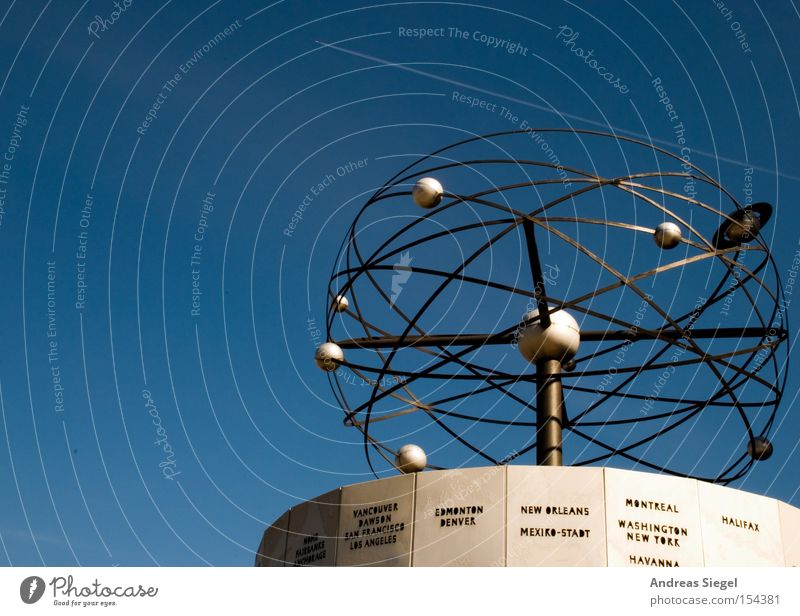 Tangentiale Zeitverschiebung Detailaufnahme Uhr Kunst Himmel Sehenswürdigkeit Verkehrswege Berlin Alexanderplatz Weltzeituhr Attraktion Treffpunkt Zeitzonen