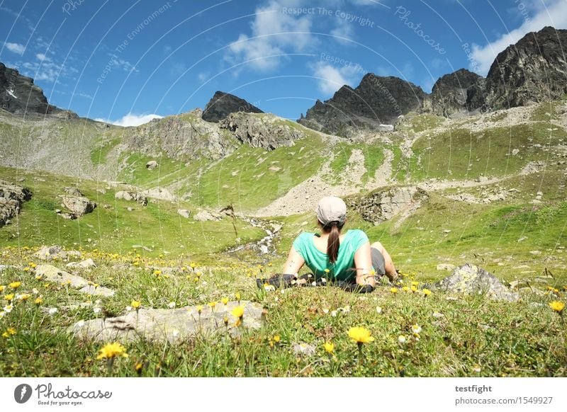 bersche Ferien & Urlaub & Reisen Ausflug Freiheit Sommer Berge u. Gebirge wandern Sport feminin Frau Erwachsene 1 Mensch Umwelt Natur Landschaft Pflanze Tier