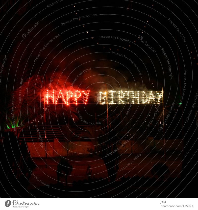 HAPPY BIRTHDAY Anlass zünden Feuerwerk Geburtstag Licht Happy Birthday 100 Jubiläum Alles Gute Feste & Feiern Freude Gratulation Pyrotechnik Buchstaben Party