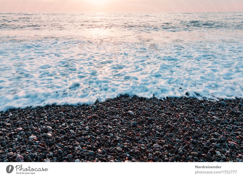 Gischt Leben harmonisch Sinnesorgane Ferien & Urlaub & Reisen Tourismus Abenteuer Ferne Freiheit Sommer Sommerurlaub Sonne Strand Meer Urelemente Wasser