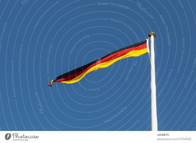 Deutsche Flagge Sommer Feste & Feiern Erde Himmel Wolken Wind Streifen Fahne dünn lang rot Selbstständigkeit Europa deutsche Kultur Deutschland Wolkenlandschaft