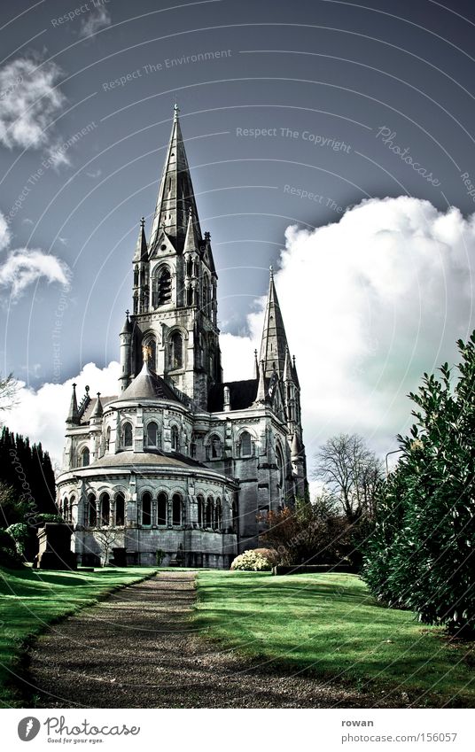 cork cathedral Religion & Glaube Kirche Kathedrale Gotik Neogotik Himmel vertikal Stein hoch Höhe Gotteshäuser Katholizismus Gebet historisch Religion u. Glaube