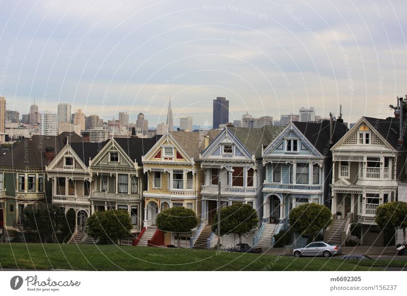 Skyline San Francisco Kalifornien Alamo Square Gebäude USA San Francisco Bay Wahrzeichen Denkmal Painted Ladies Viktorianische Villen