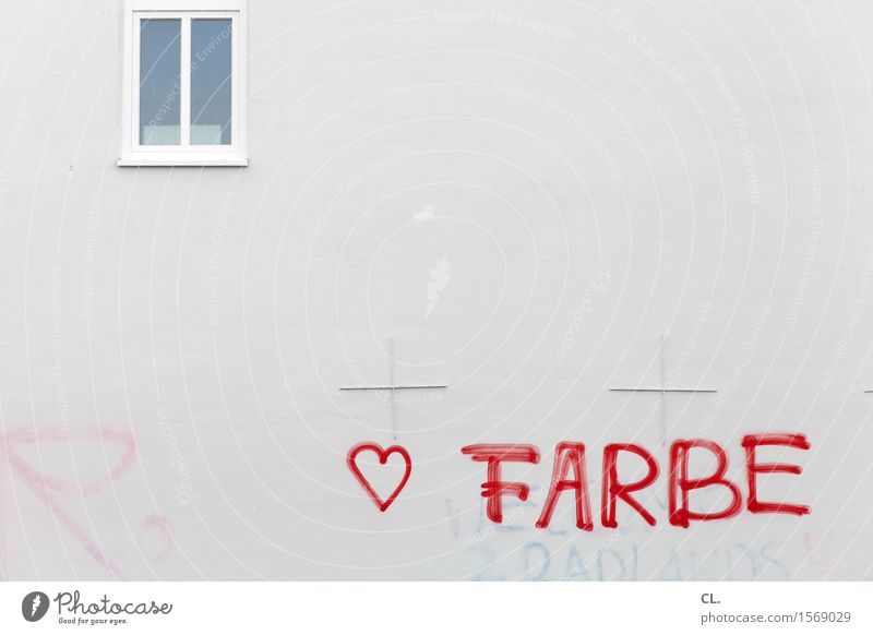 ich mag farbe Hausbau Gebäude Architektur Mauer Wand Fenster Zeichen Schriftzeichen Graffiti Herz außergewöhnlich einzigartig trist Stadt rot Vorfreude Farbe