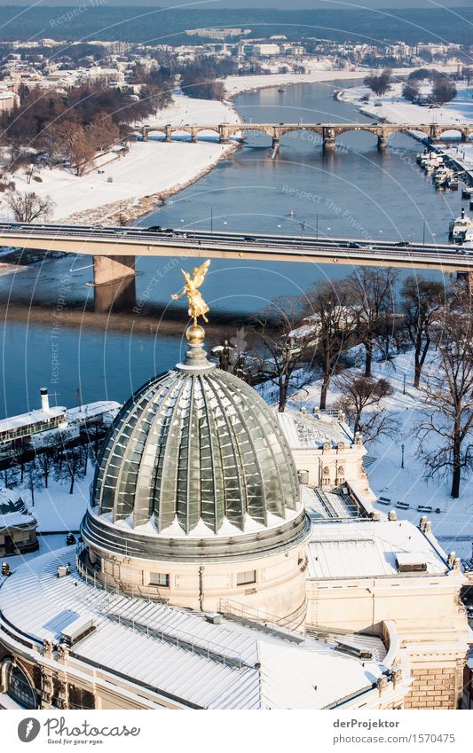 Blick auf die winterliche Elbe Ferien & Urlaub & Reisen Tourismus Ausflug Ferne Sightseeing Städtereise Winter Schnee Winterurlaub Umwelt Schönes Wetter