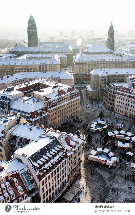 Weihnachtsmarkt in Dresden Ferien & Urlaub & Reisen Tourismus Ausflug Ferne Freiheit Sightseeing Städtereise Winterurlaub Hauptstadt Stadtzentrum Bauwerk