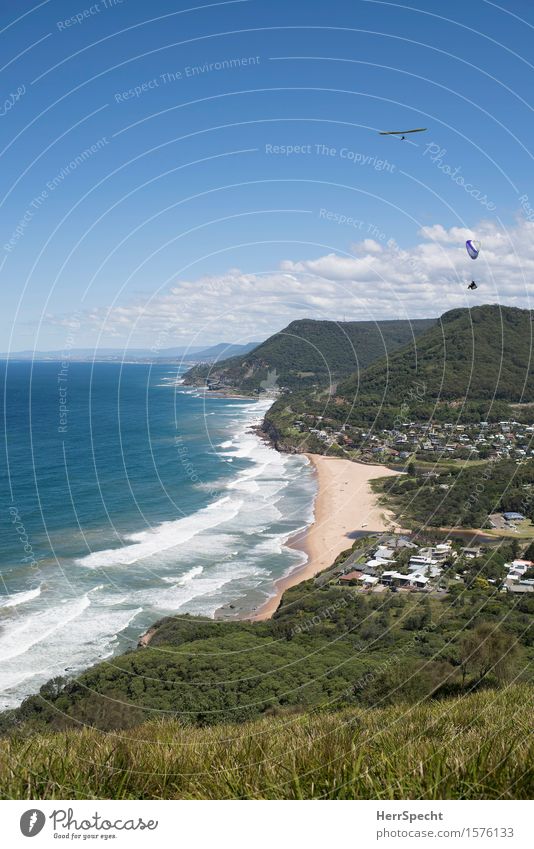 Stanwell Park with paraglider and hang glider Sport Gleitschirmfliegen Hängegleiter Drachenfliegen 2 Mensch Umwelt Natur Landschaft Himmel Wolken Sommer